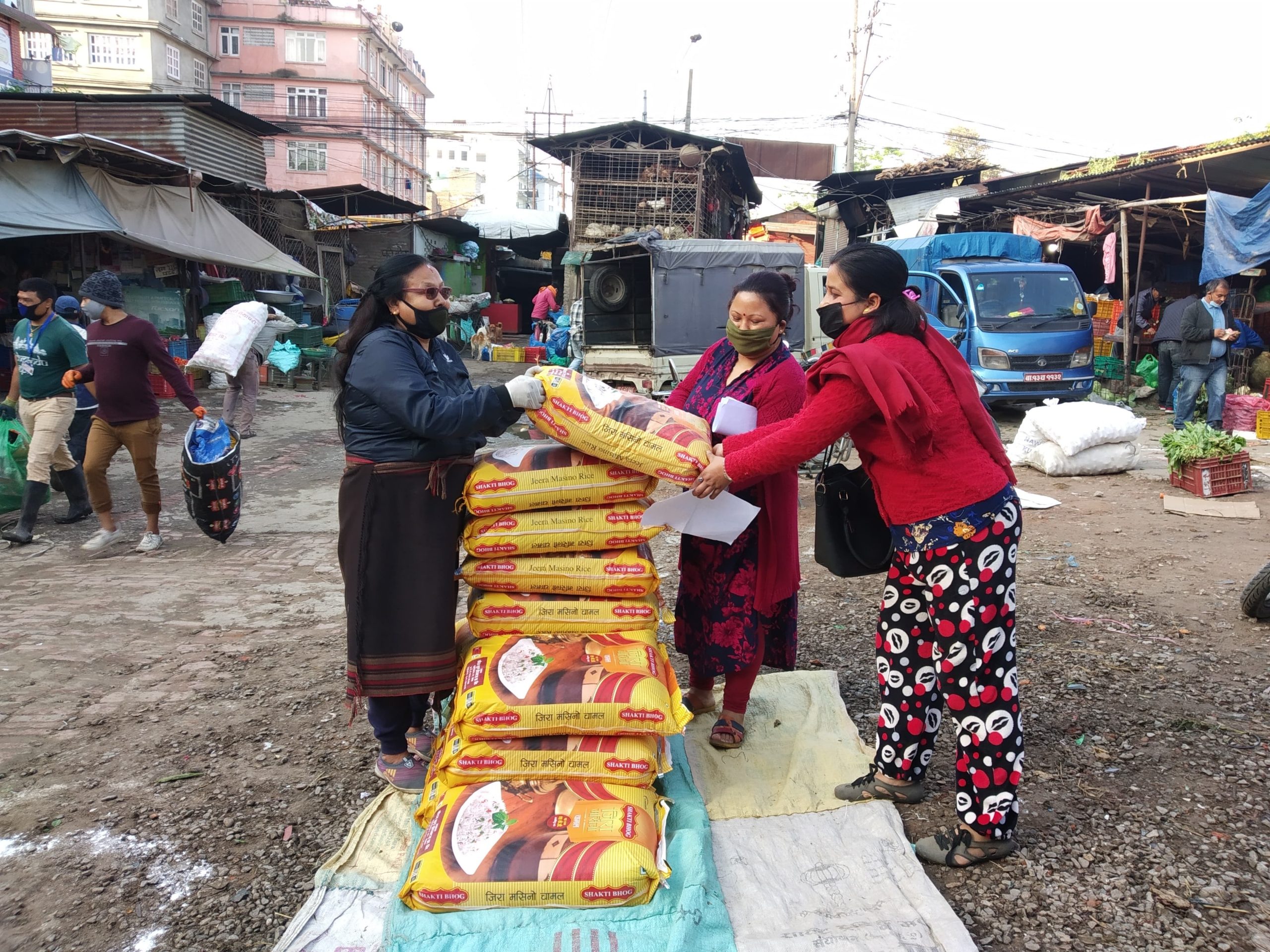 इच्छुमति सहकारीद्वारा सदस्यलाई राहत वितरण