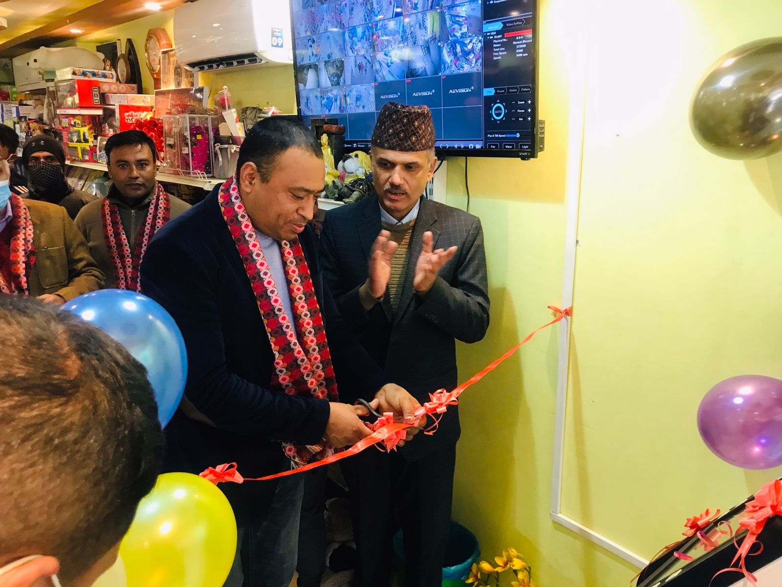 शिव शिखर बहुउद्देश्यीय सहकारीको एटिएम सेवा सुरु