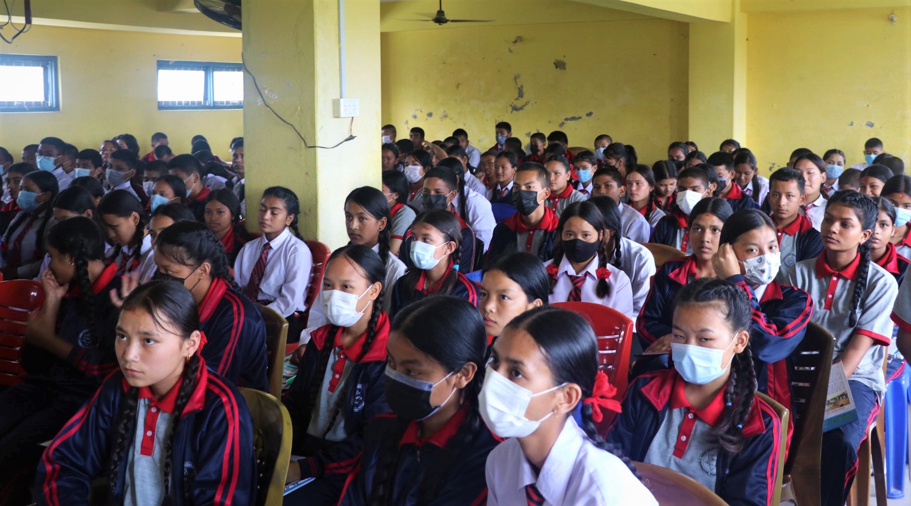 विद्यार्थीसँग रोयलः १७० विद्यार्थीलाई वित्तीय साक्षरता तालिम र बचत क्लब गठन
