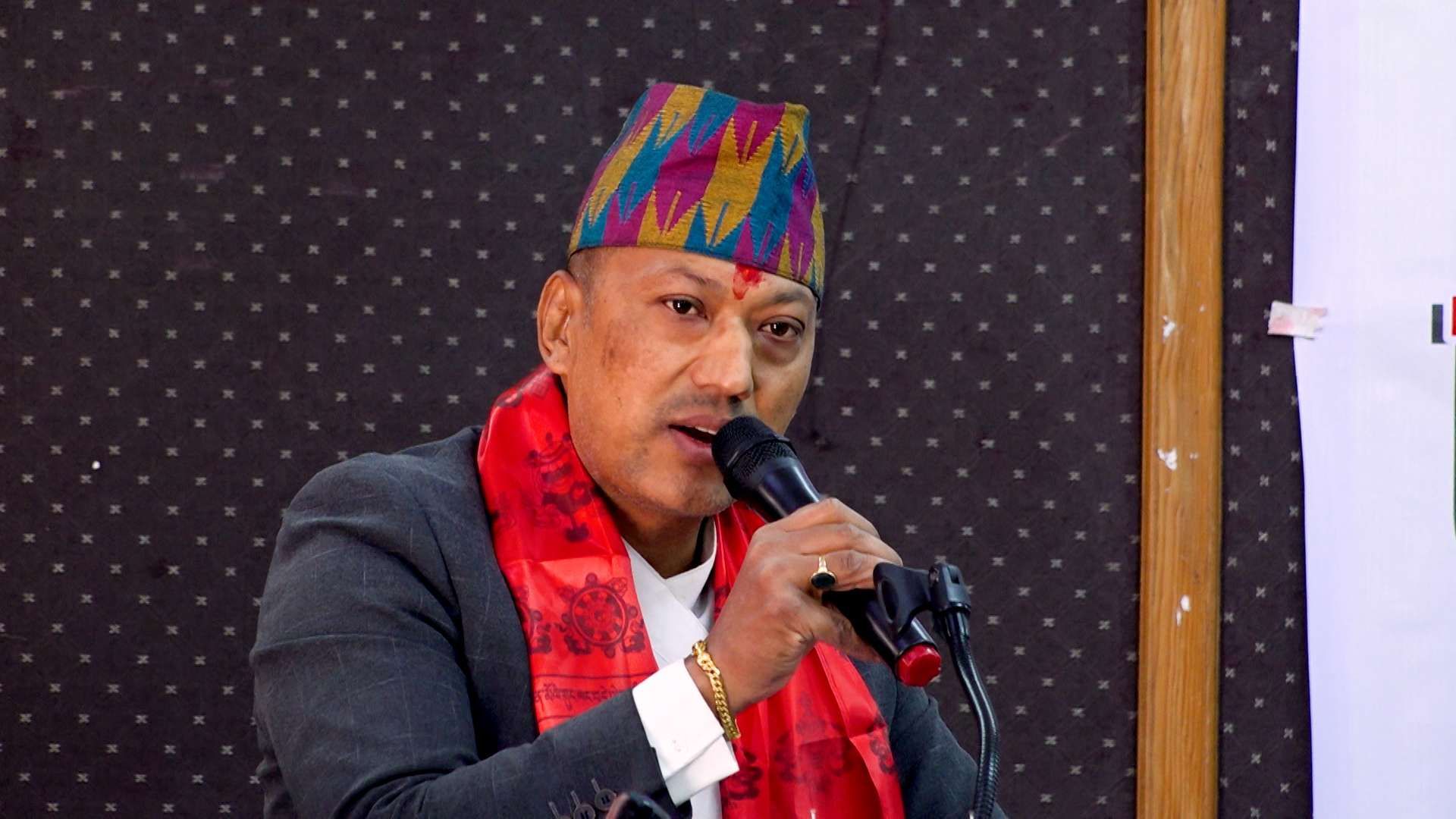 गरिबको पैसा डुबाउने सहकारीहरु कारवाहीको दायरामा आउँछन्: मन्त्री श्रेष्ठ