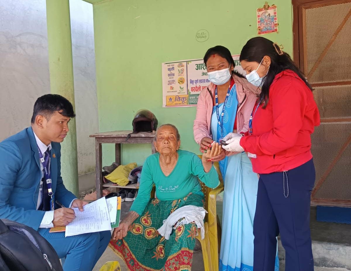 जेष्ठ सदस्यका लागि विकूको घरदैलो स्वास्थ्य परीक्षण